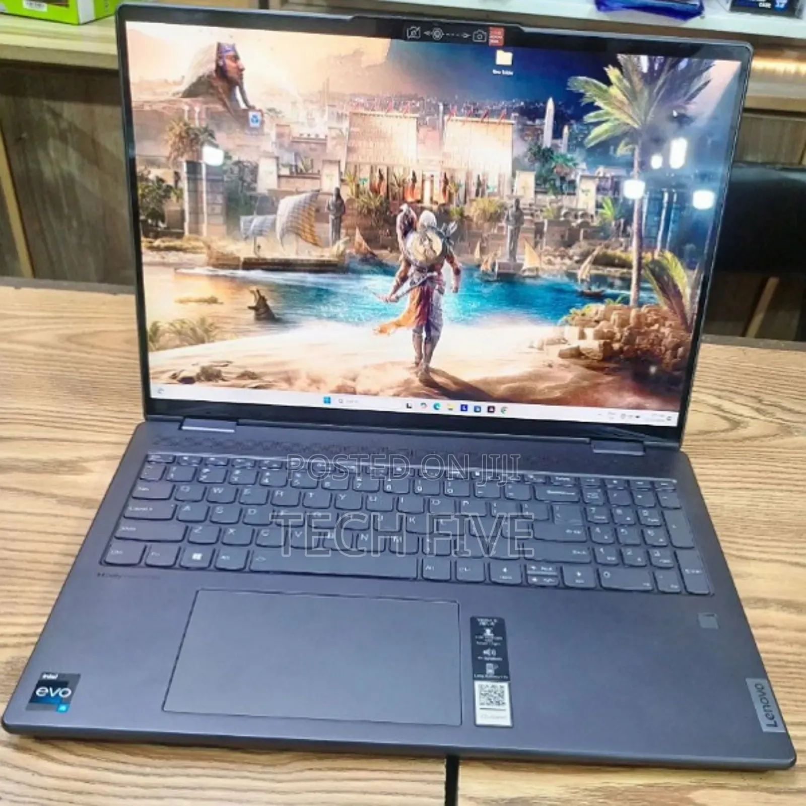 New Laptop Lenovo Yoga 710 256GB Intel Core I5 SSD 1T