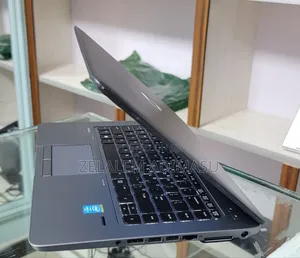 New Laptop HP EliteBook 840 4GB Intel Core I5 SSD 500GB