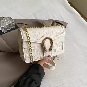 Photo - Premium Quality Gucci Sling Bag