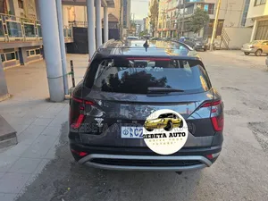 Hyundai Creta 2023 Silver