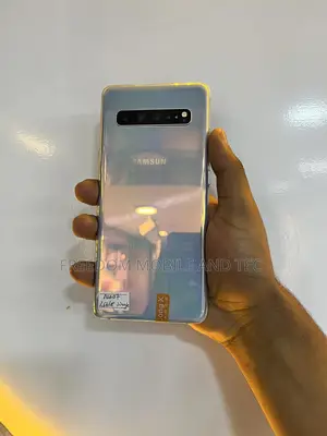 New Samsung Galaxy S10 5G 256 GB