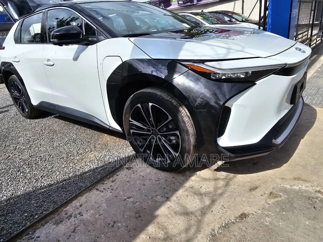 New Toyota bZ4X 71.4 kWh AWD 2023 White