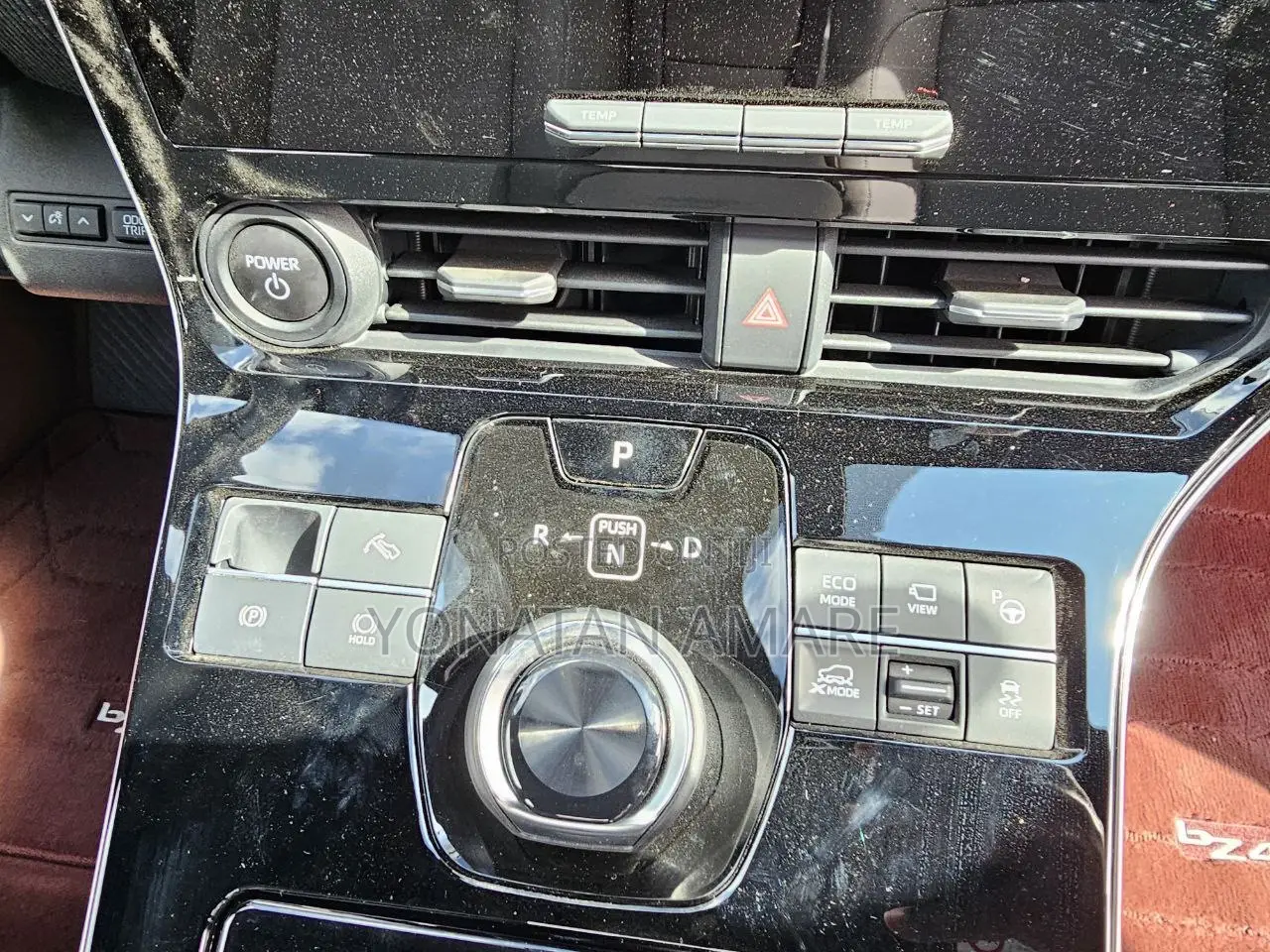 New Toyota bZ4X 71.4 kWh AWD 2023 White