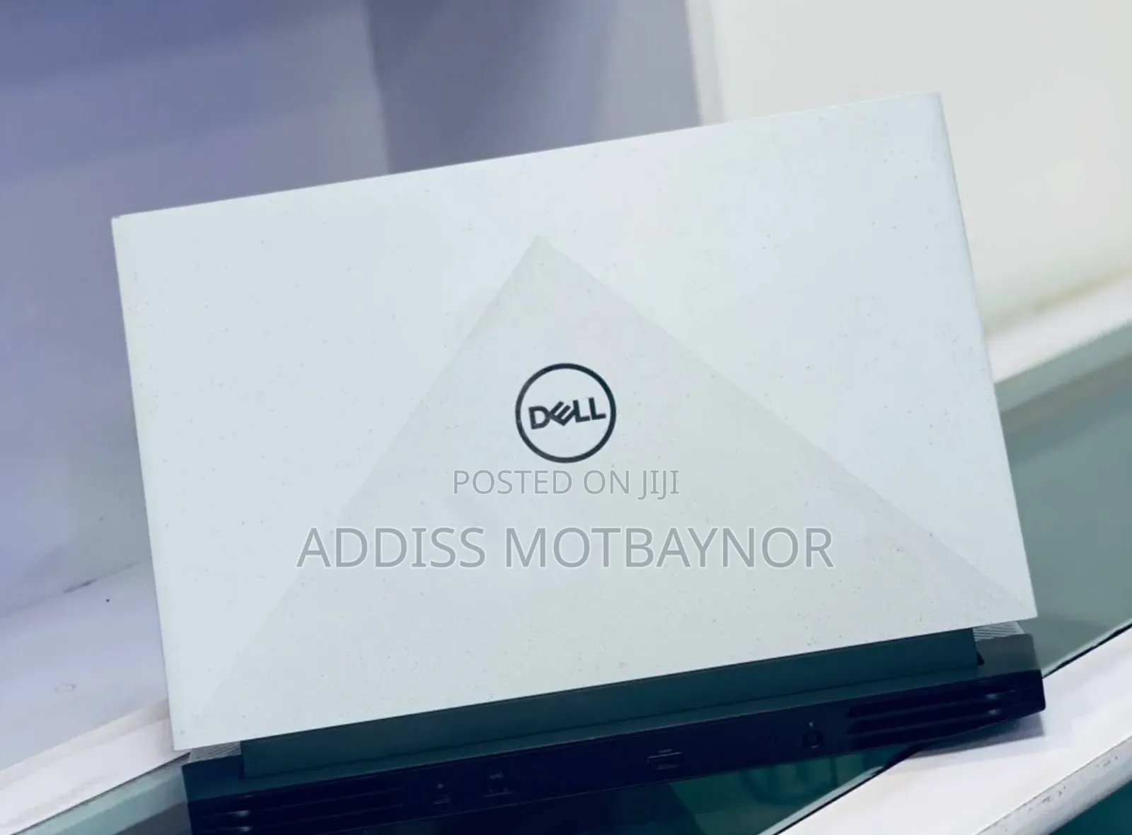 New Laptop Dell G15 5511 16GB AMD Ryzen 7 SSD 512GB