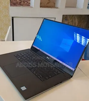 Photo - New Laptop Dell XPS 15 16GB Intel Core I7 SSD 512GB