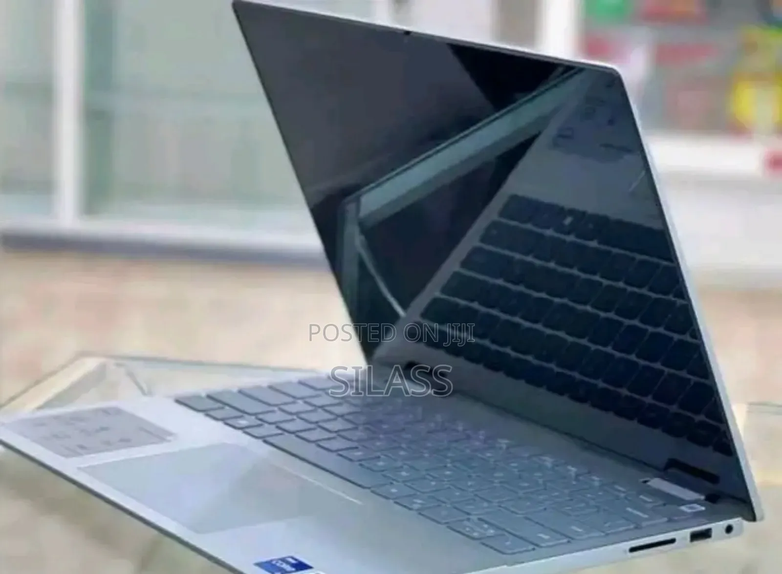 New Laptop Dell Inspiron 14 16GB Intel Core I7 SSD 1T