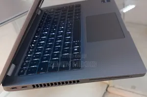 Photo - New Laptop Dell 16GB Intel Core I5 SSD 512GB