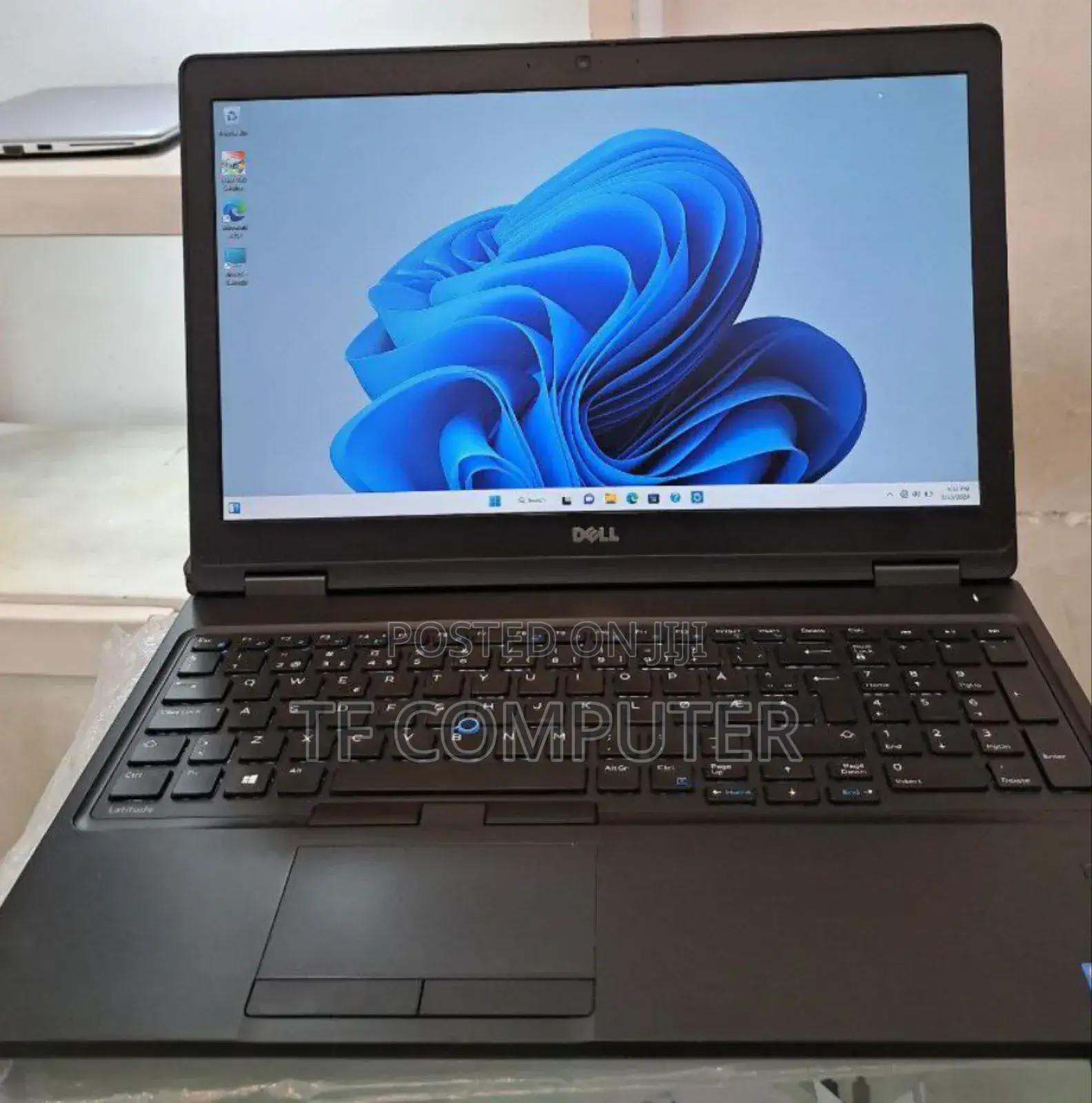 New Laptop Dell Latitude 5580 8GB Intel Core I5 SSD 512GB