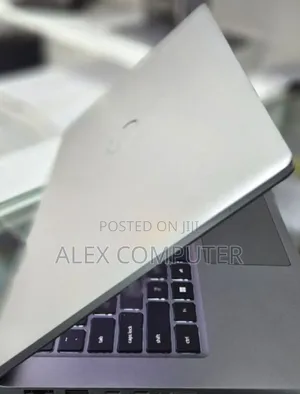 New Laptop Dell Latitude 5440 16GB Intel Core I5 SSD 256GB