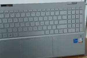 New Laptop HP Pavilion 15 8GB Intel Core i5 SSD 512GB