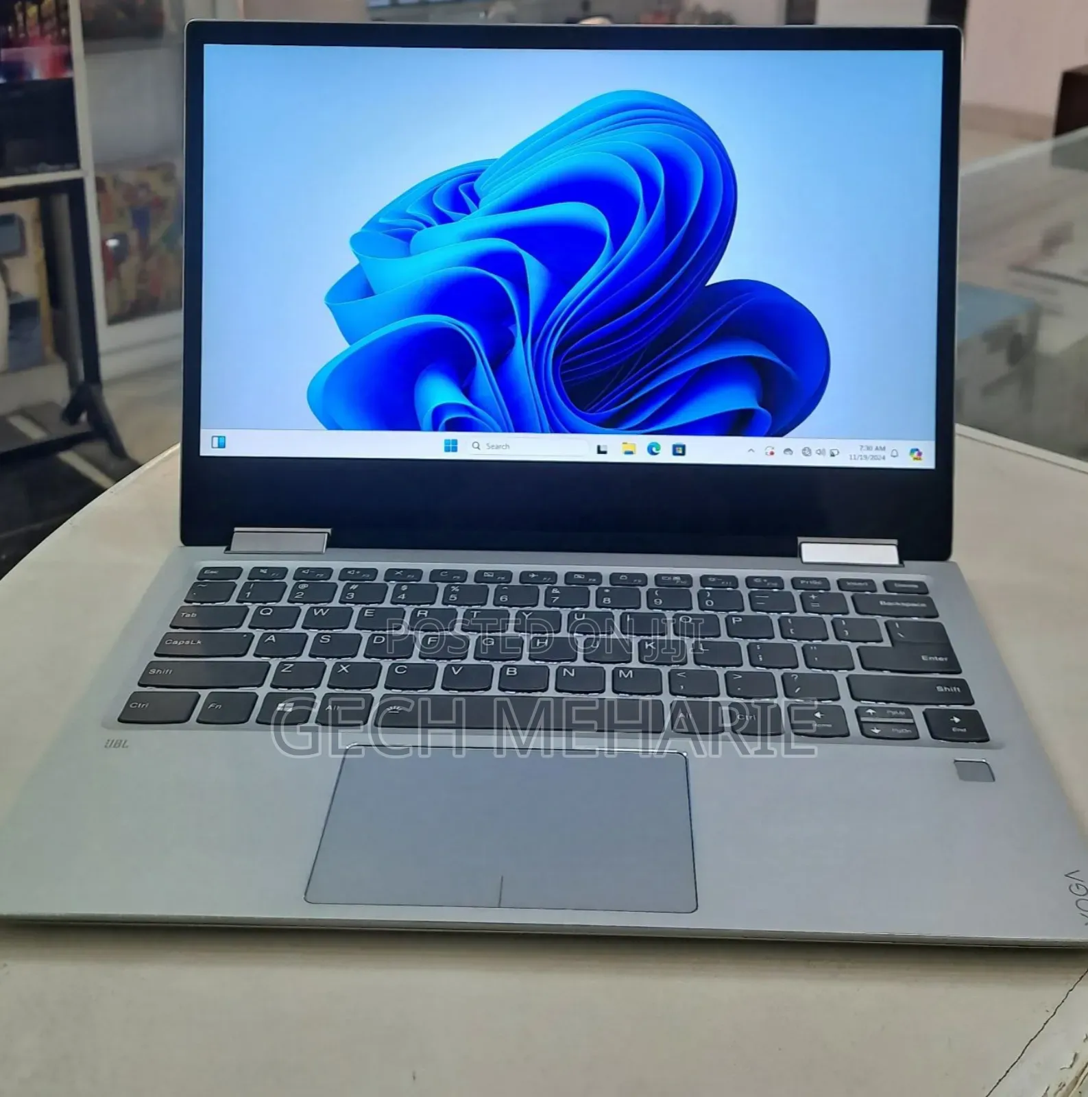 New Laptop Lenovo Yoga 730 8GB Intel Core I7 SSD 512GB