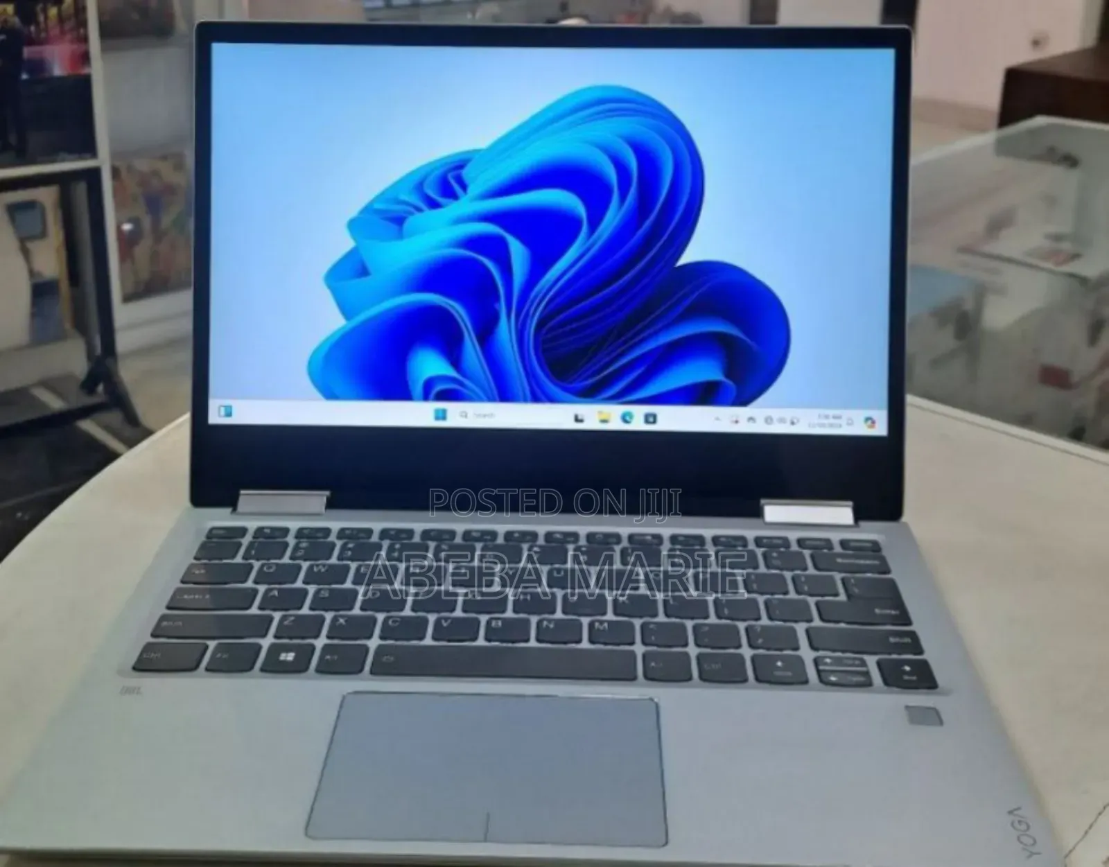 New Laptop Lenovo Yoga 730 8GB Intel Core I5 SSD 512GB