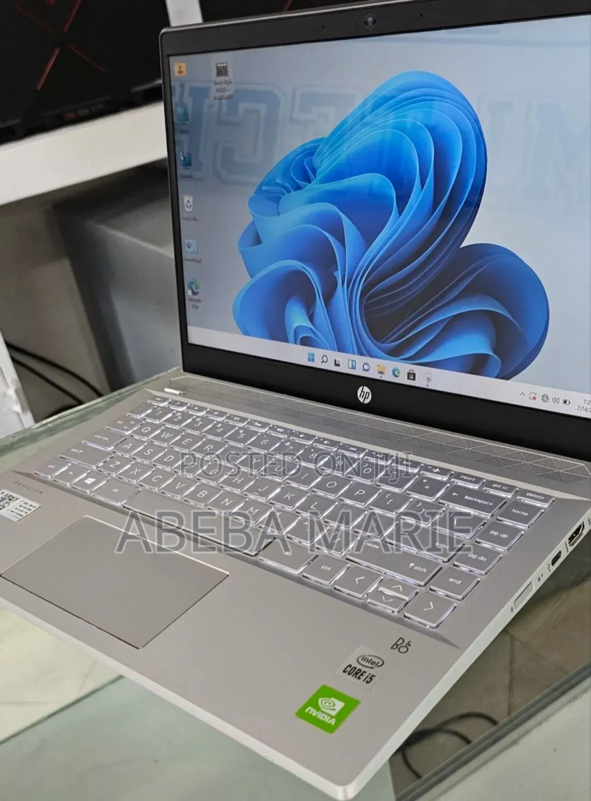 New Laptop HP Pavilion 10 16GB Intel SSD 512GB