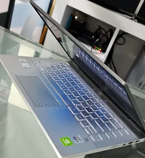 New Laptop HP Pavilion 10 16GB Intel SSD 512GB