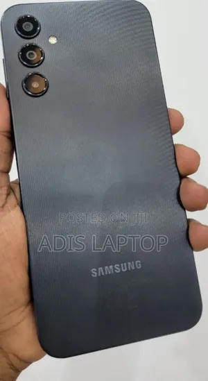 Photo - New Samsung Galaxy A14 64 GB Silver