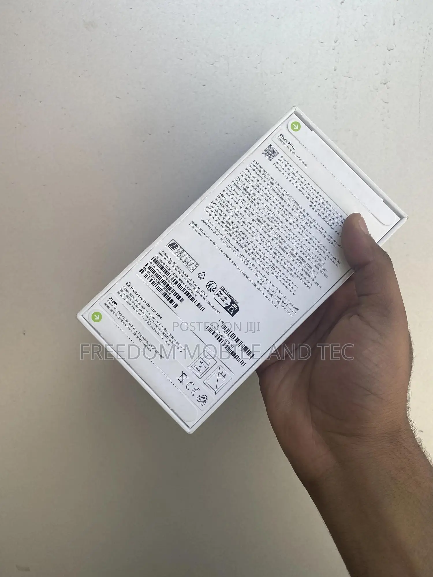 New Apple iPhone 16 Pro 128 GB Yellow