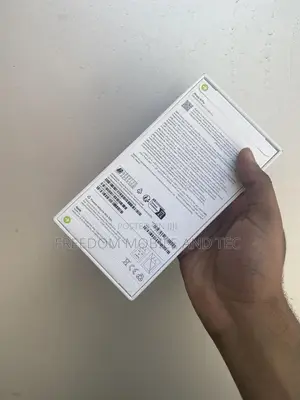 New Apple iPhone 16 Pro 128 GB Yellow