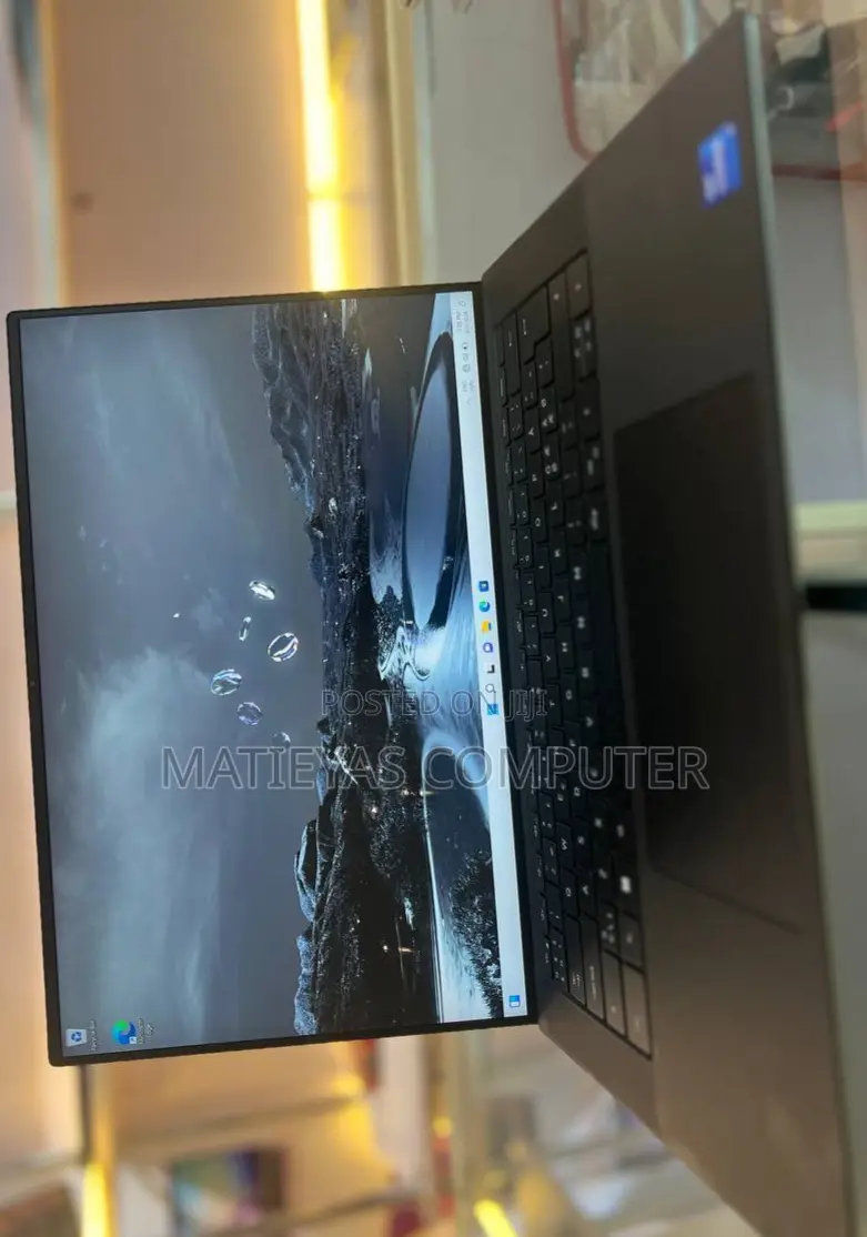 New Laptop Dell XPS 15 16GB Intel Core I7 SSD 512GB