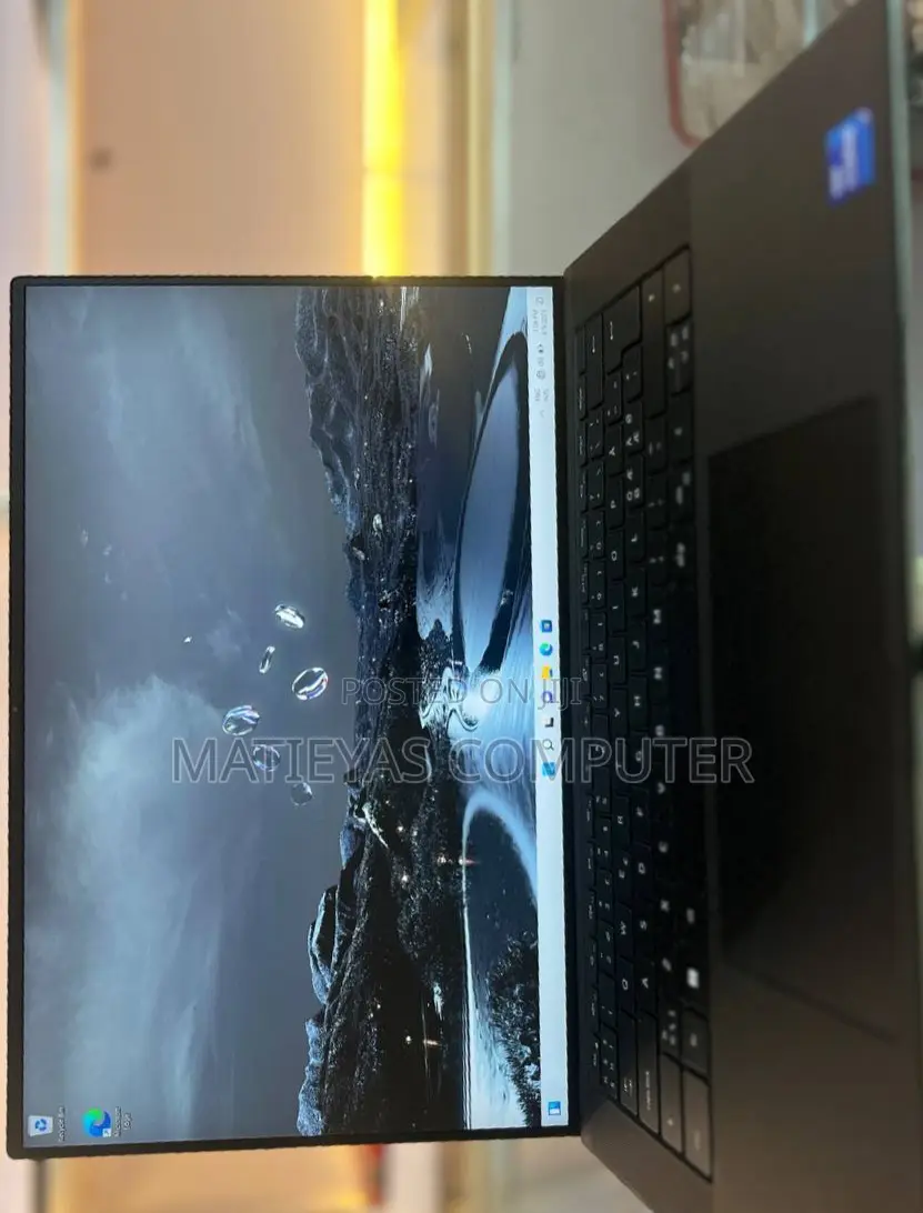 New Laptop Dell XPS 15 16GB Intel Core I7 SSD 512GB