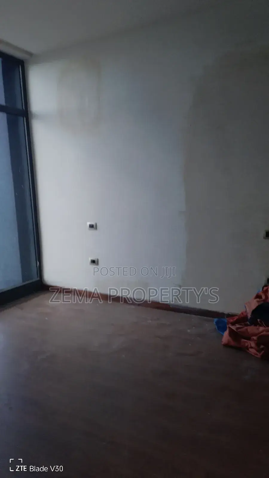 9 Kare Office 9000 Birr Only Around Dembel