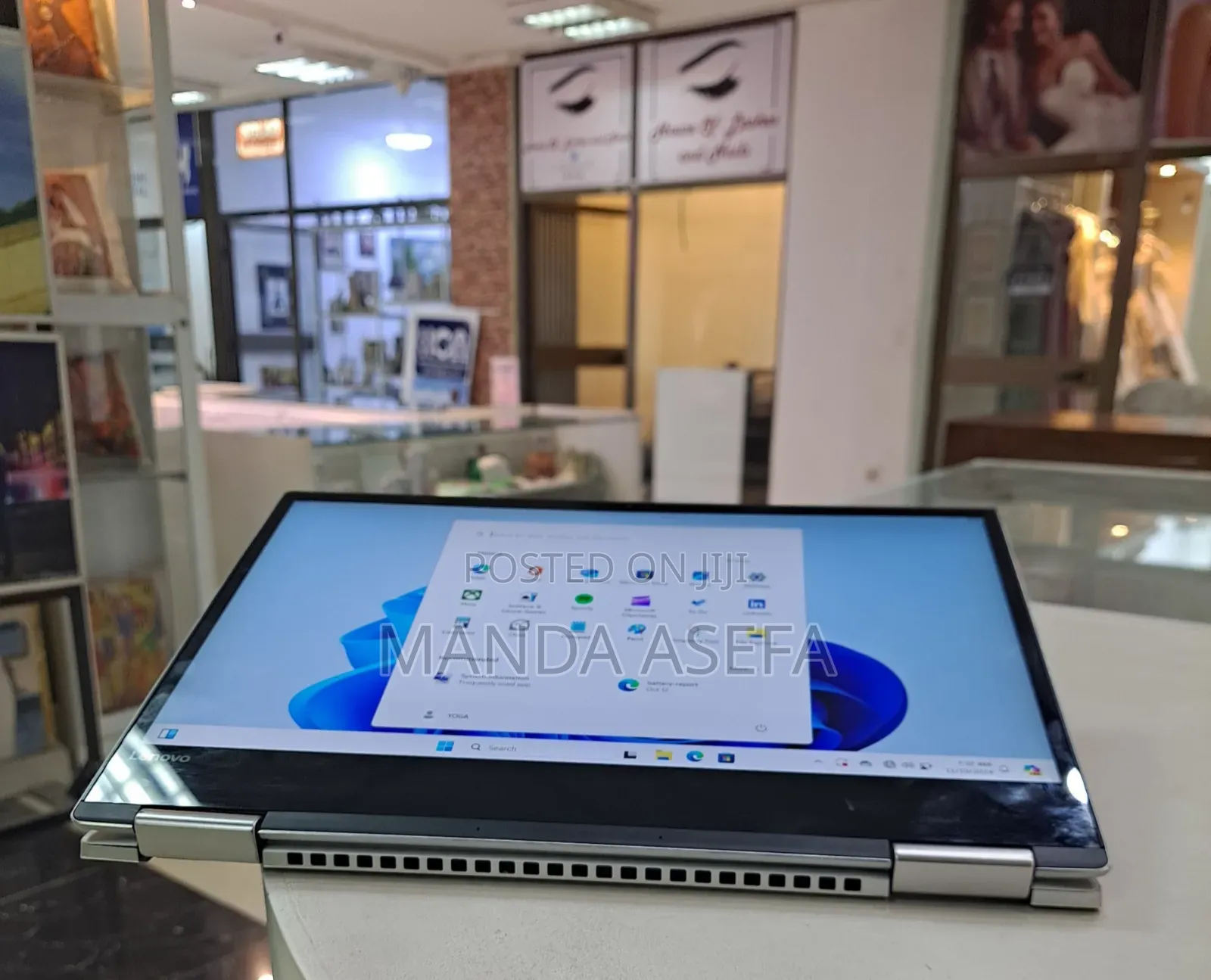 New Laptop Lenovo ThinkPad Yoga 8GB Intel Core I5 SSD 512GB