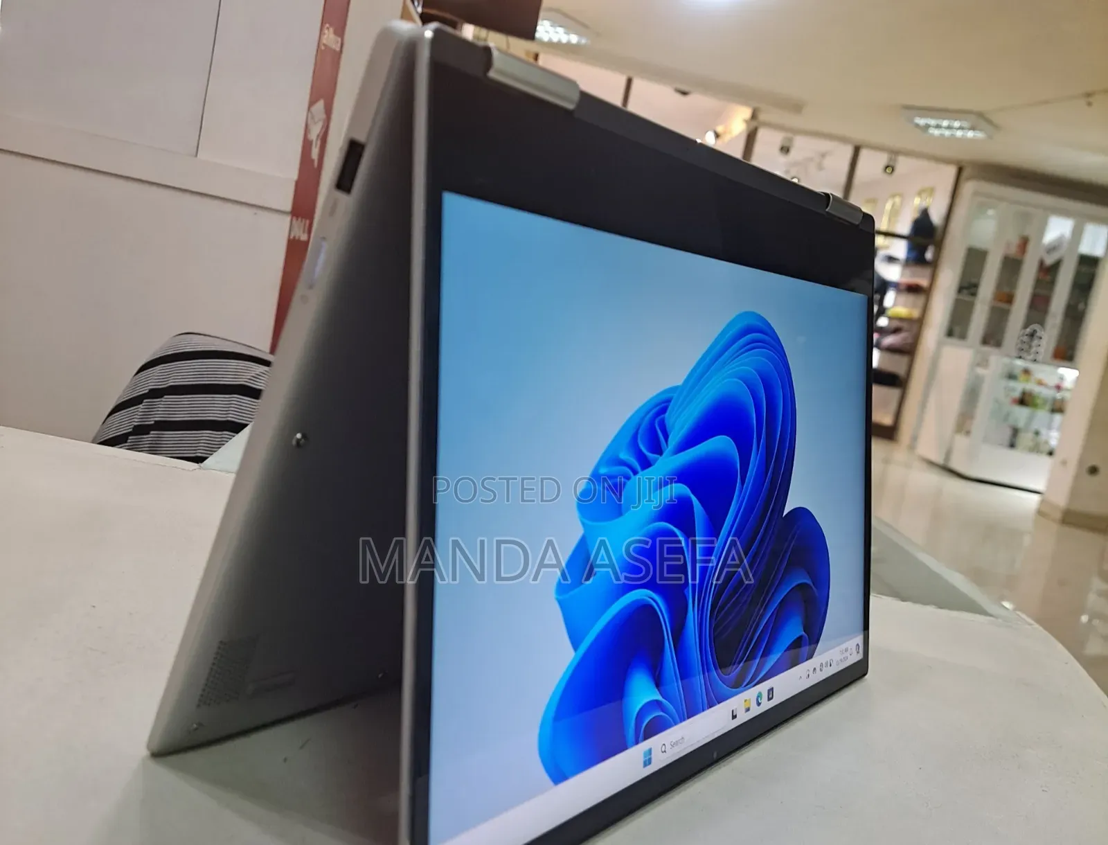 New Laptop Lenovo ThinkPad Yoga 8GB Intel Core I5 SSD 512GB