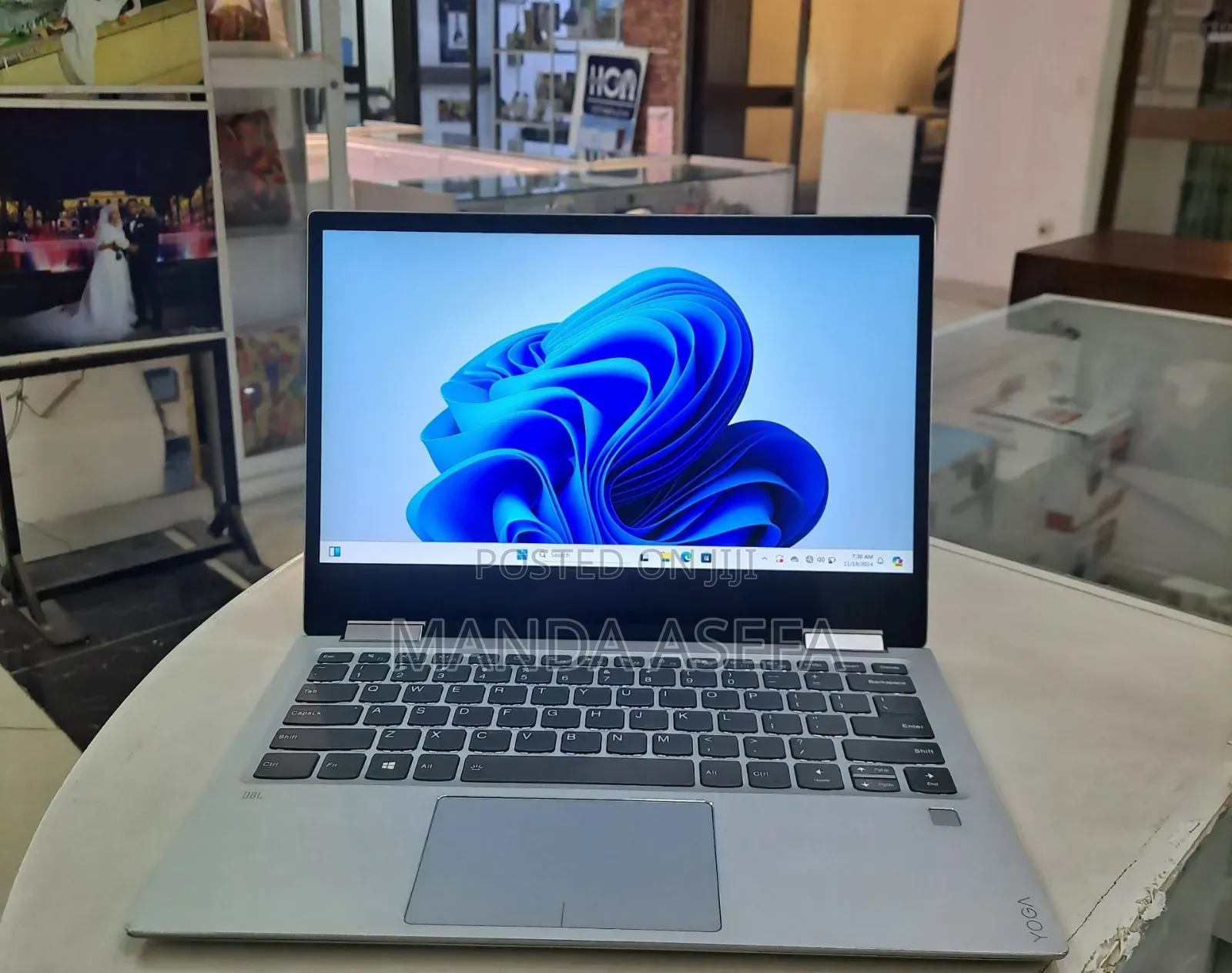 New Laptop Lenovo ThinkPad Yoga 8GB Intel Core I5 SSD 512GB
