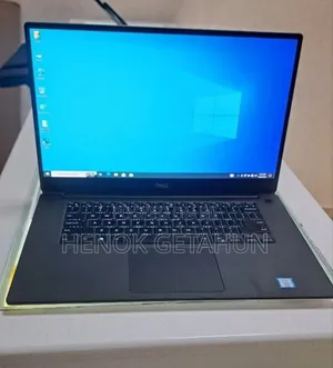 Photo - New Laptop Dell Precision 15 3520 32GB Intel Core I7 SSD 512GB