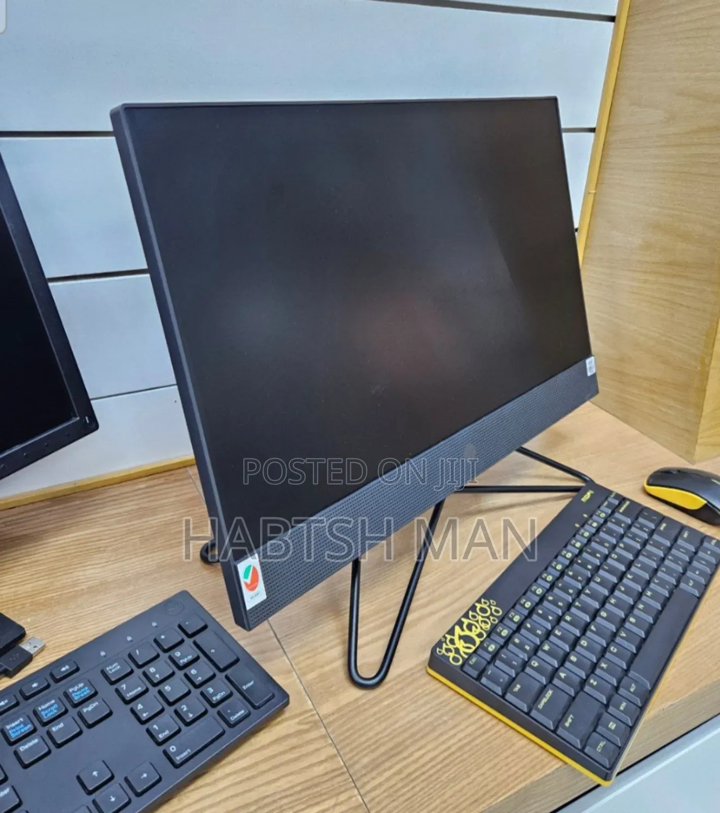 New Laptop HP 8GB Intel Core i3 HDD 1T