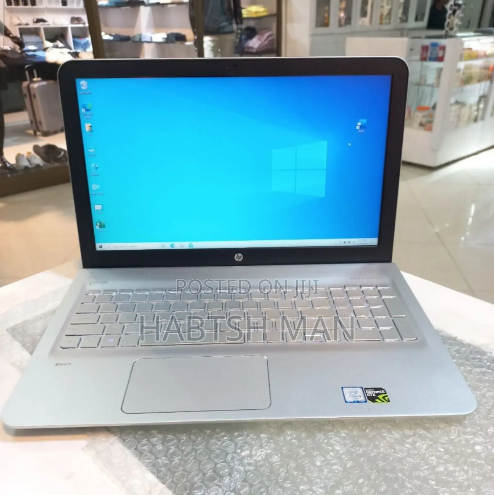 New Laptop HP Envy Pro 8GB Intel Core I5 HDD+SSD 500GB