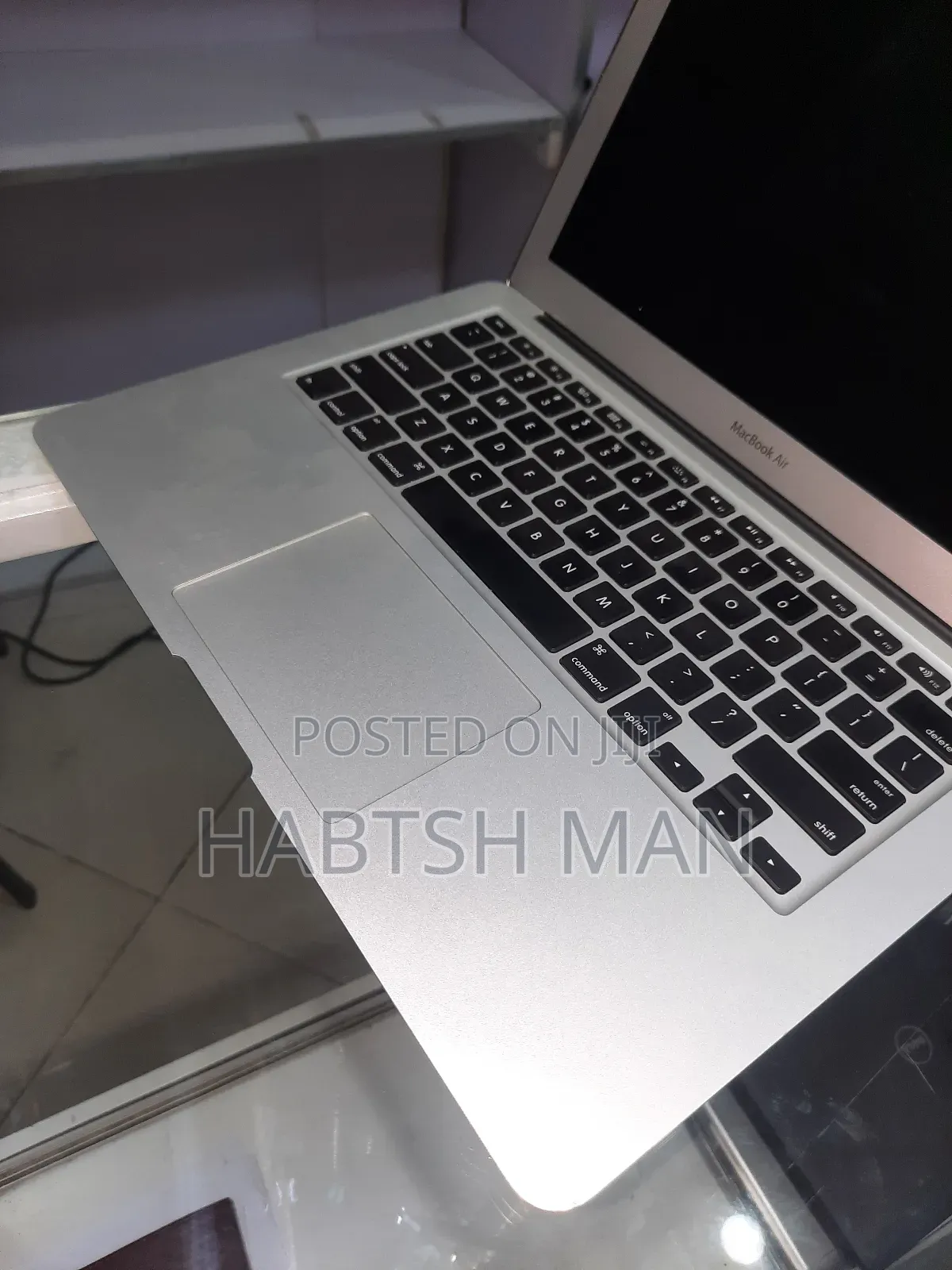 New Laptop Apple MacBook Air 2015 8GB Intel Core I5 SSD 256GB