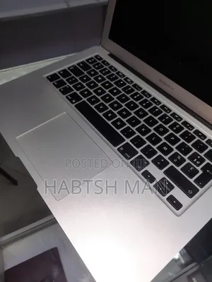 New Laptop Apple MacBook Air 2014 8GB Intel Core I7 SSD 256GB