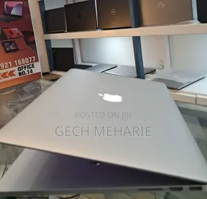 New Laptop Apple MacBook Pro 2015 16GB Intel Core I7 SSD 256GB