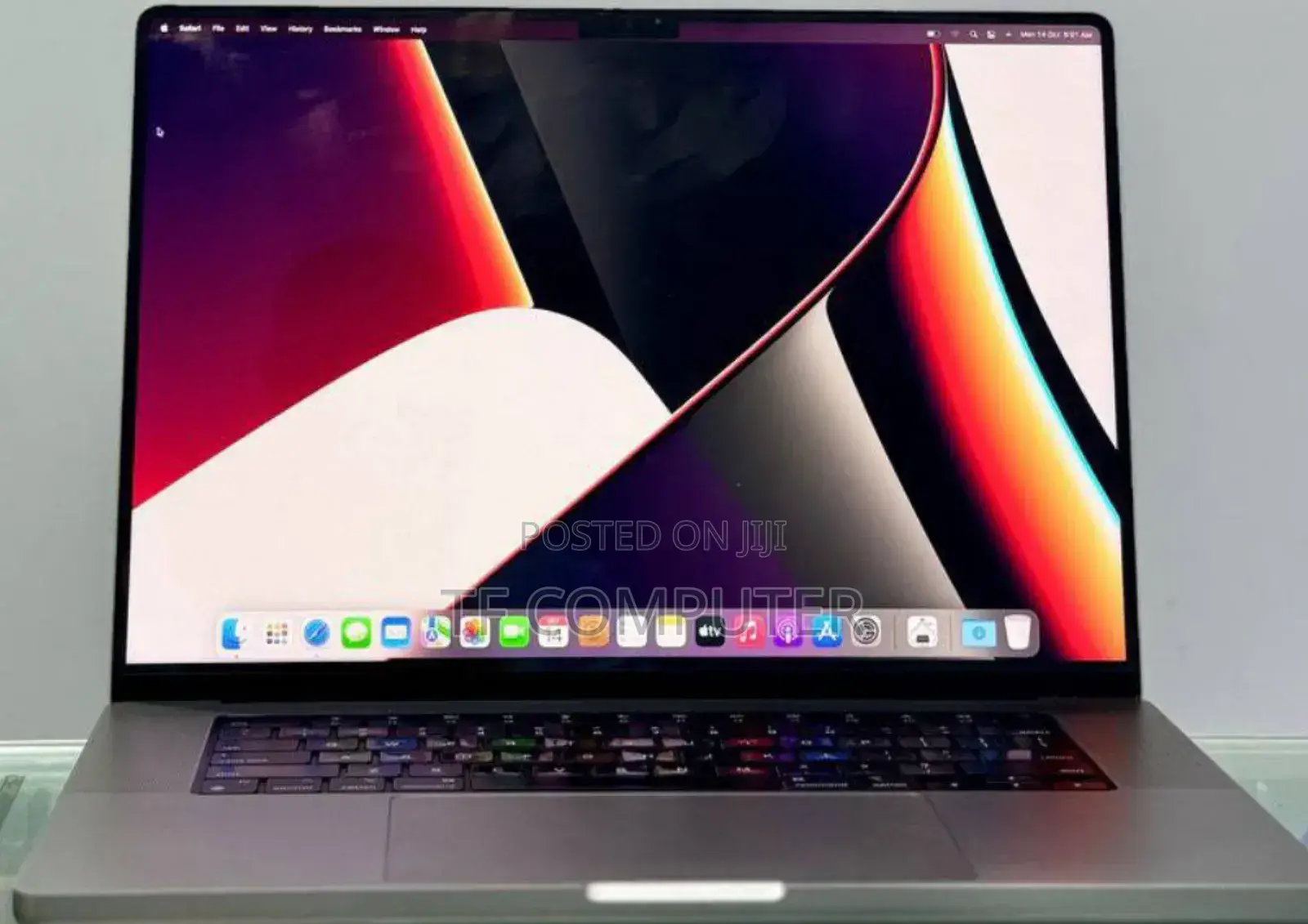New Laptop Apple MacBook Pro 2021 M1 32GB Intel Core I7 SSD 2T