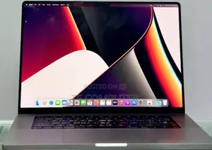 New Laptop Apple MacBook Pro 2021 M1 32GB Intel Core I7 SSD 2T