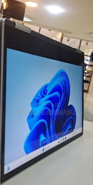 Photo - New Laptop Lenovo Legion Y720 8GB Intel Core I5 SSD 512GB