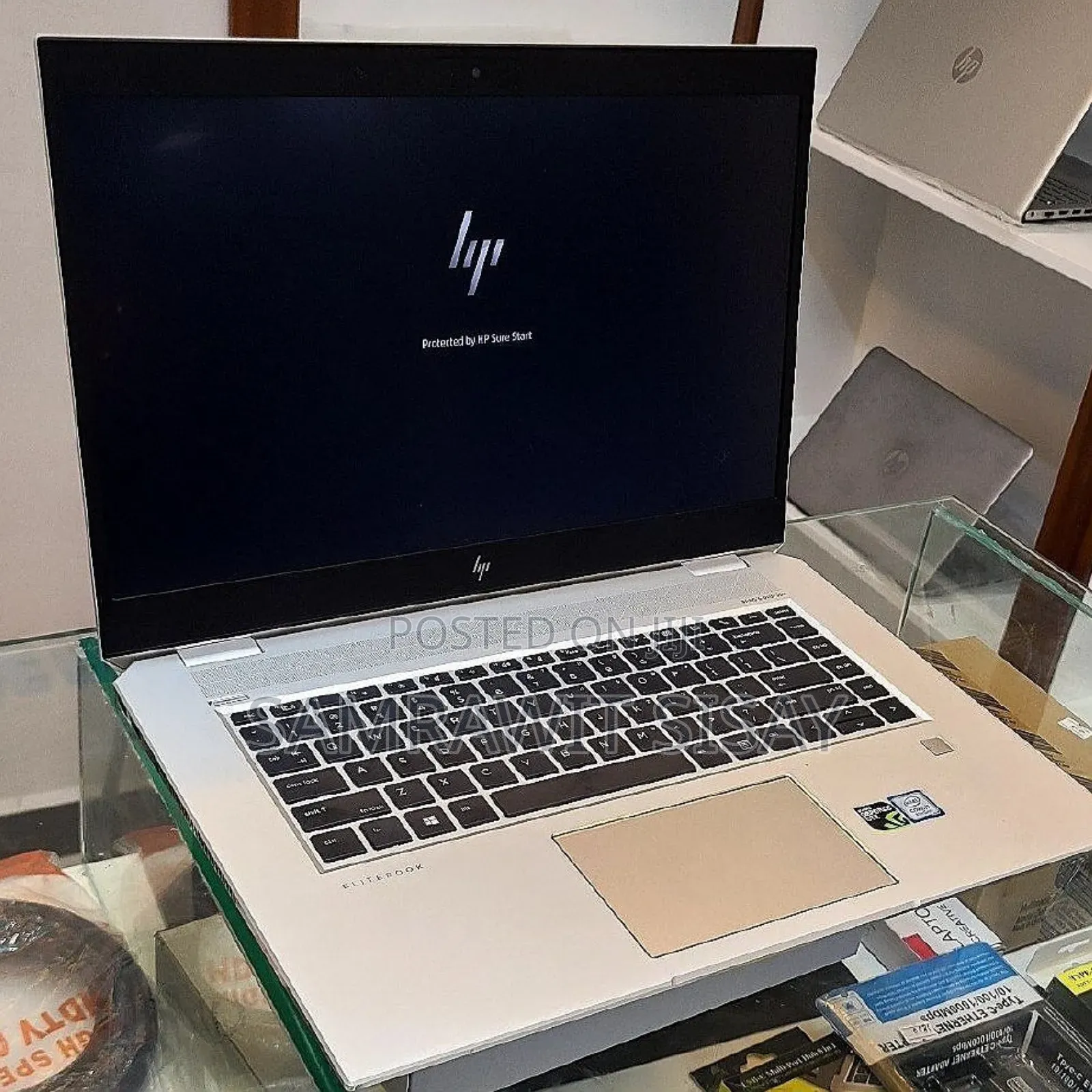 New Laptop HP EliteBook 1040 G8 16GB Intel Core I7 SSD 512GB