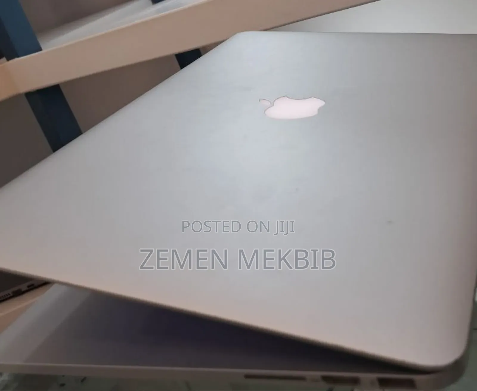 New Laptop Apple MacBook Pro 2015 16GB Intel Core I7 SSD 256GB