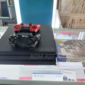 Photo - Playstation 4 Pro