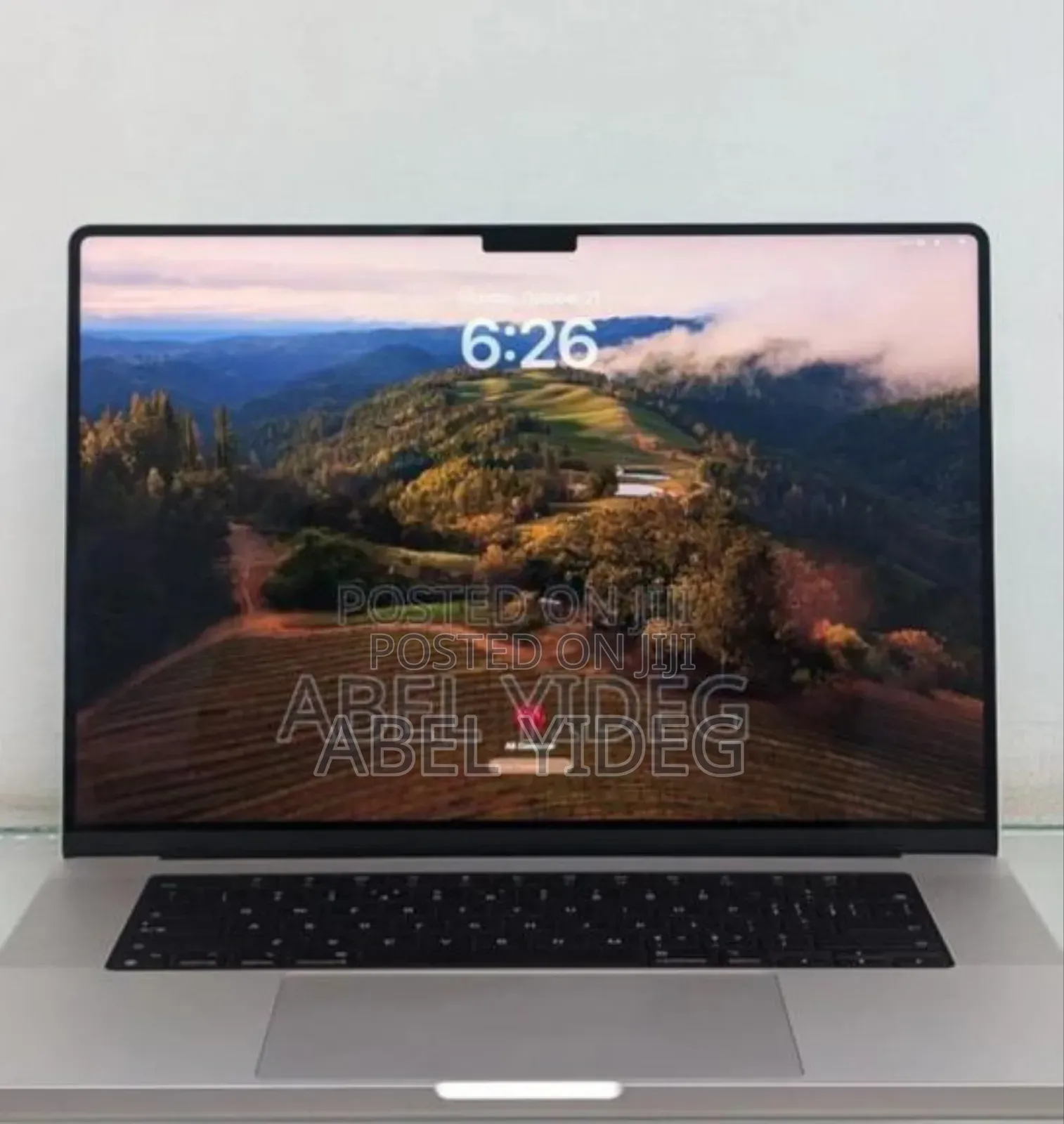 New Laptop Apple MacBook 18GB Apple M3 Pro SSD 1T