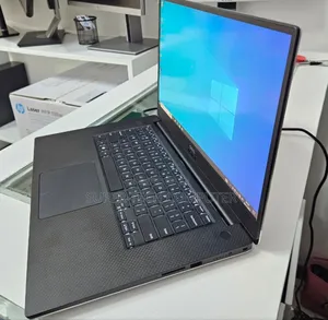 New Laptop Dell Precision 5540 16GB Intel Core I9 SSD 512GB