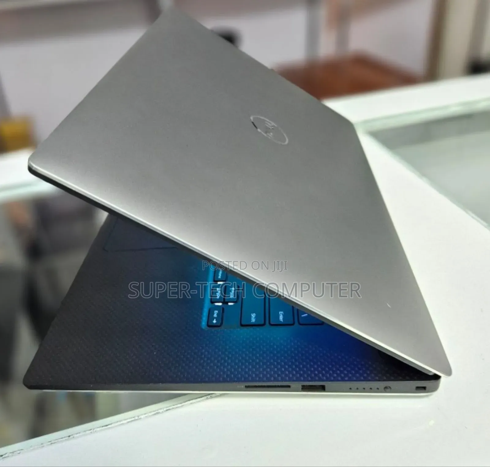 New Laptop Dell Precision 5540 16GB Intel Core I9 SSD 512GB