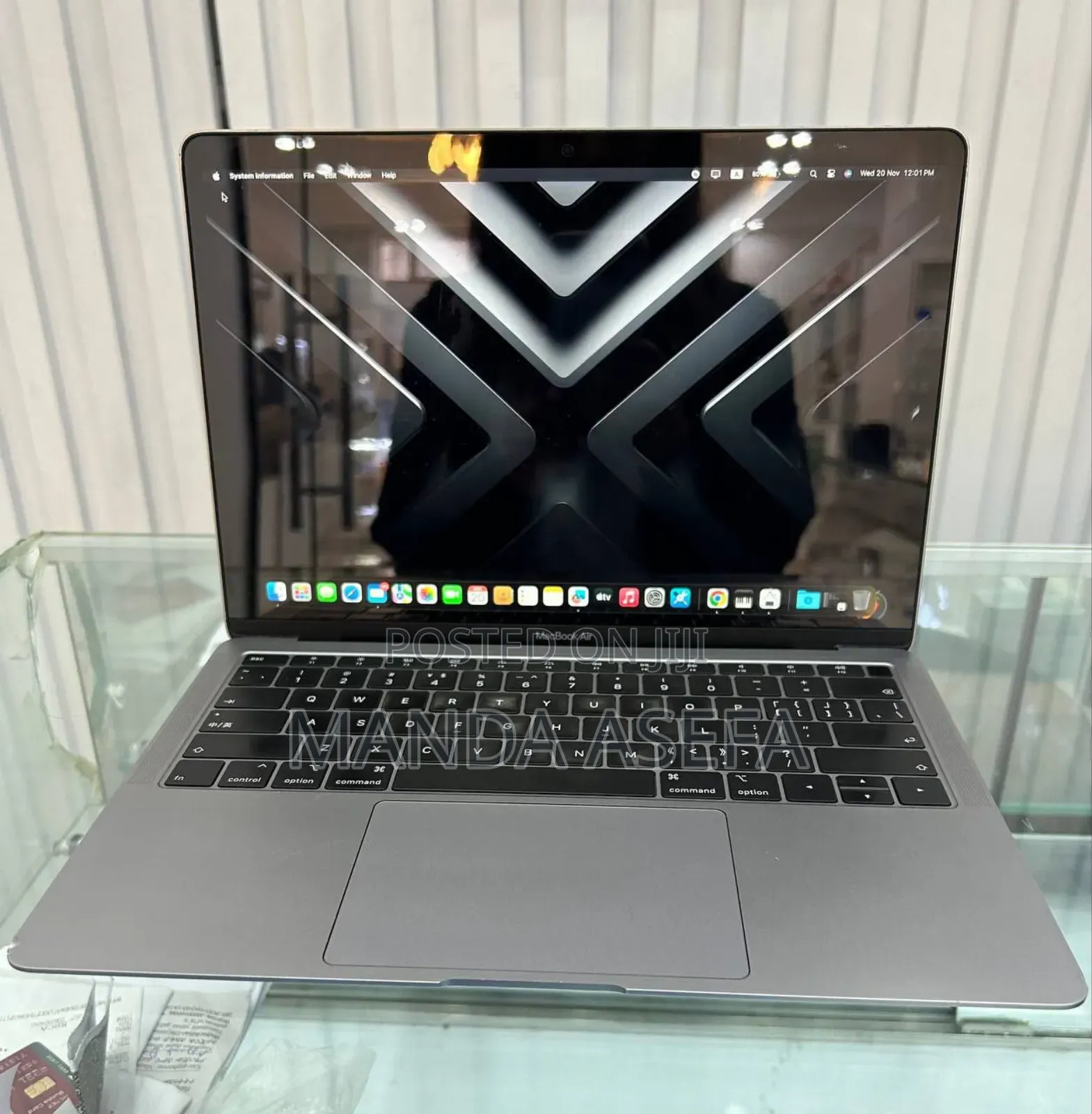 New Laptop Apple MacBook Air 2019 8GB Intel Core I5 SSD 256GB