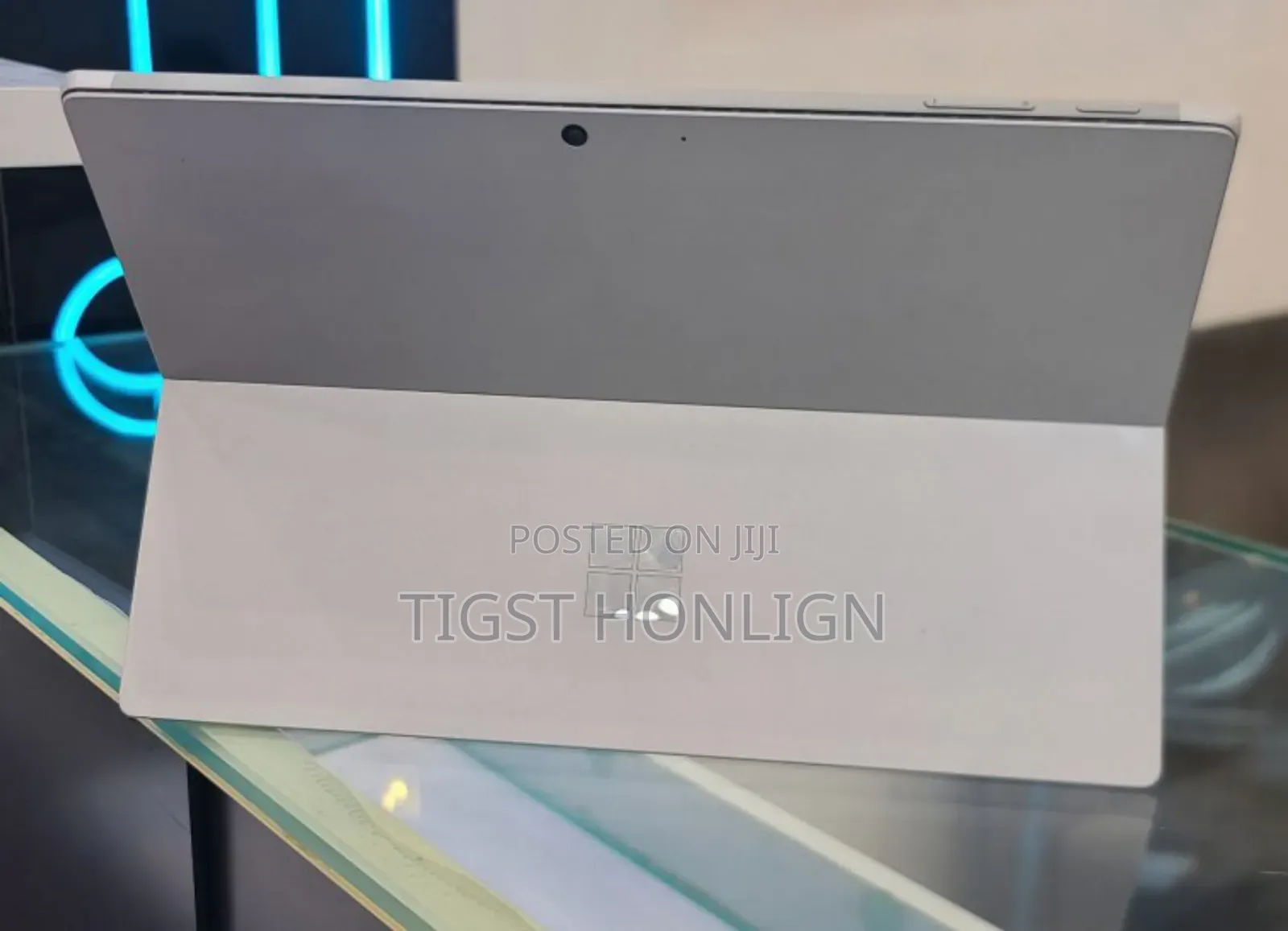 New Laptop Microsoft Surface Pro 7 8GB Intel Core I5 SSD 256GB