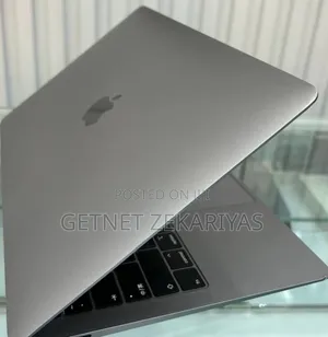New Laptop Apple MacBook Air 2019 8GB Intel Core I5 SSD 256GB