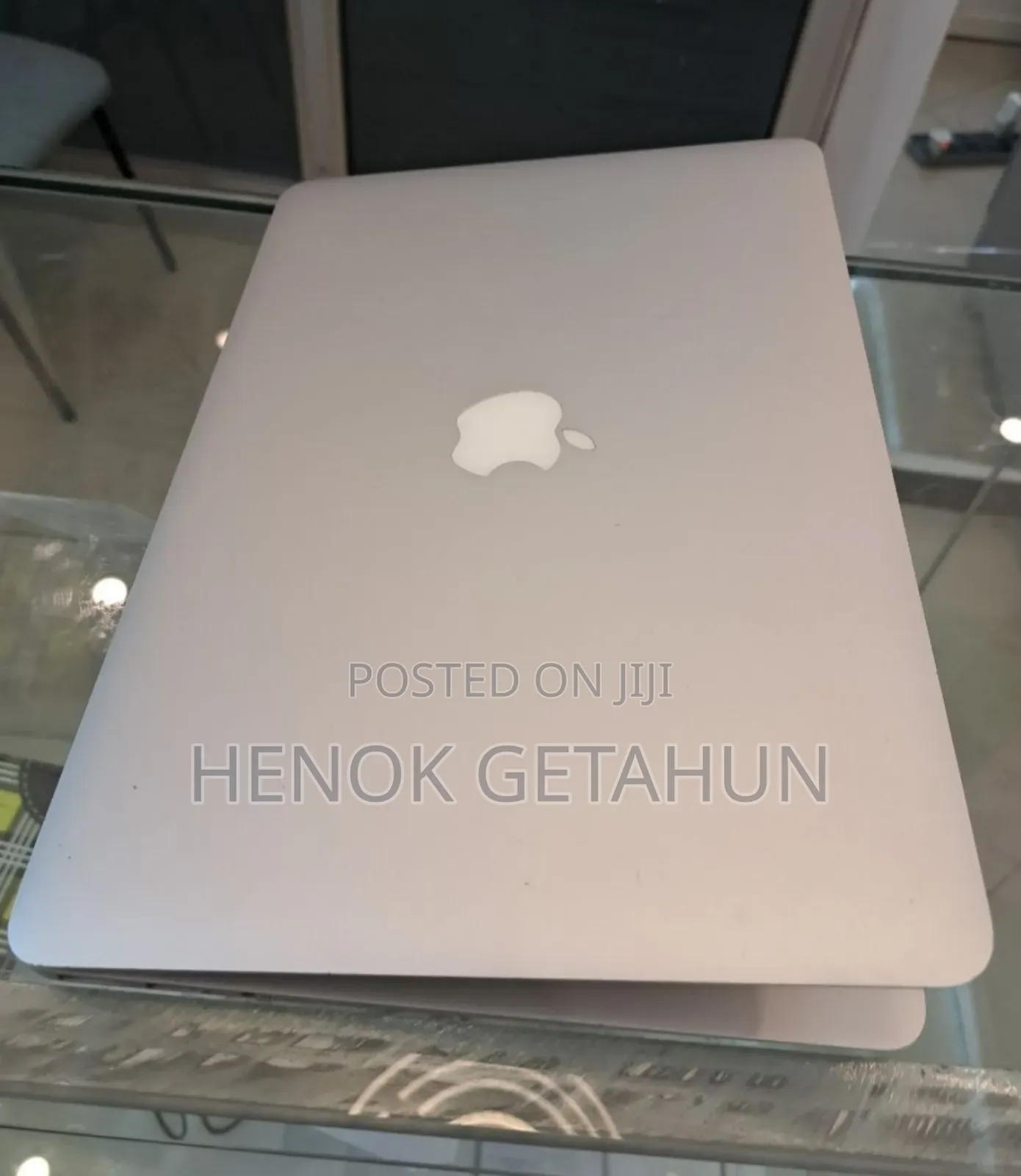 New Laptop Apple MacBook Air 2017 8GB Intel Core I5 SSD 256GB