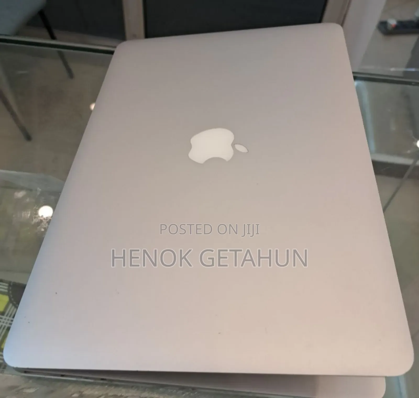 New Laptop Apple MacBook Air 2017 8GB Intel Core I5 SSD 256GB