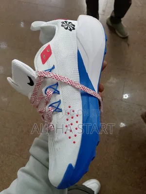 Photo - Nike Zoom High Master Quality Shoes for You Made in Vietnam