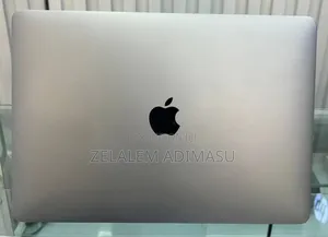 New Laptop Apple MacBook Air 2019 8GB Intel Core I5 SSD 256GB
