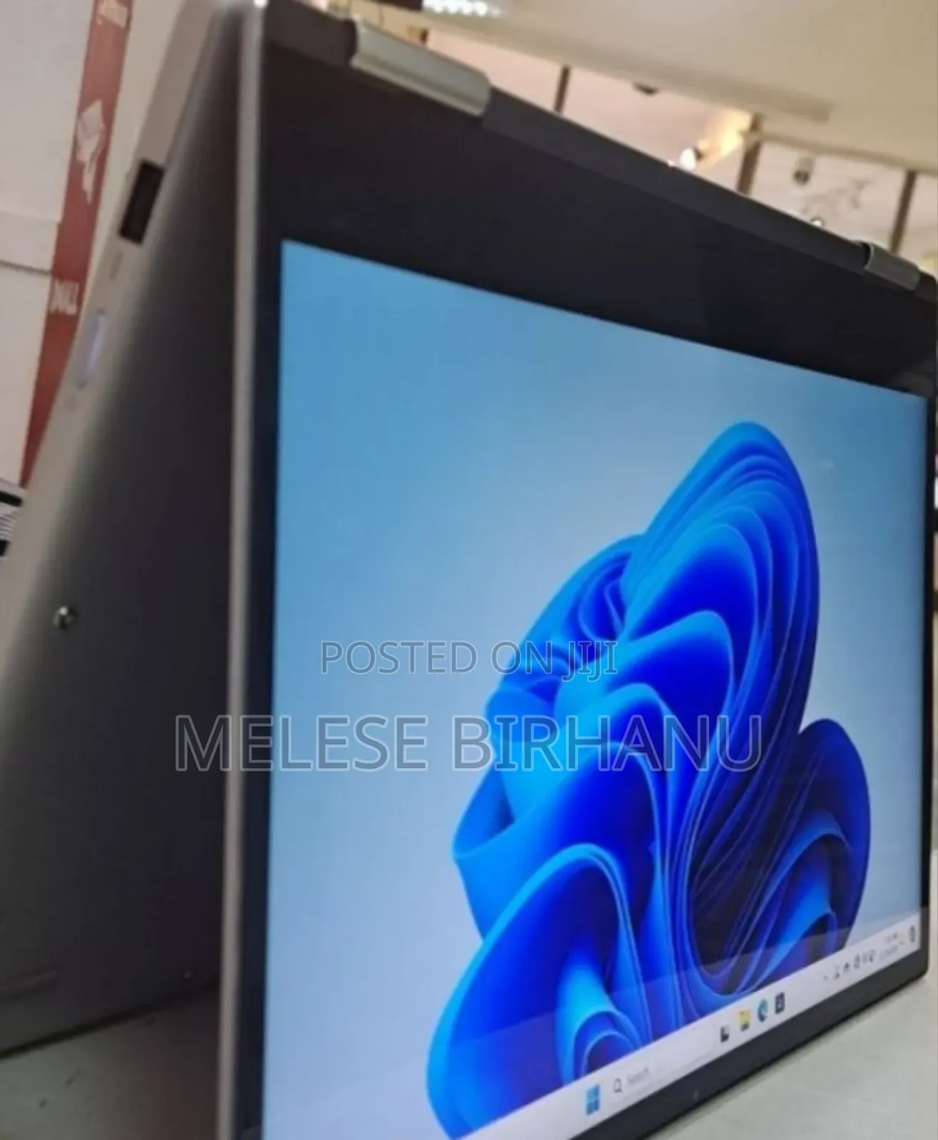 New Laptop Lenovo Yoga 730 8GB Intel Core I5 SSD 512GB